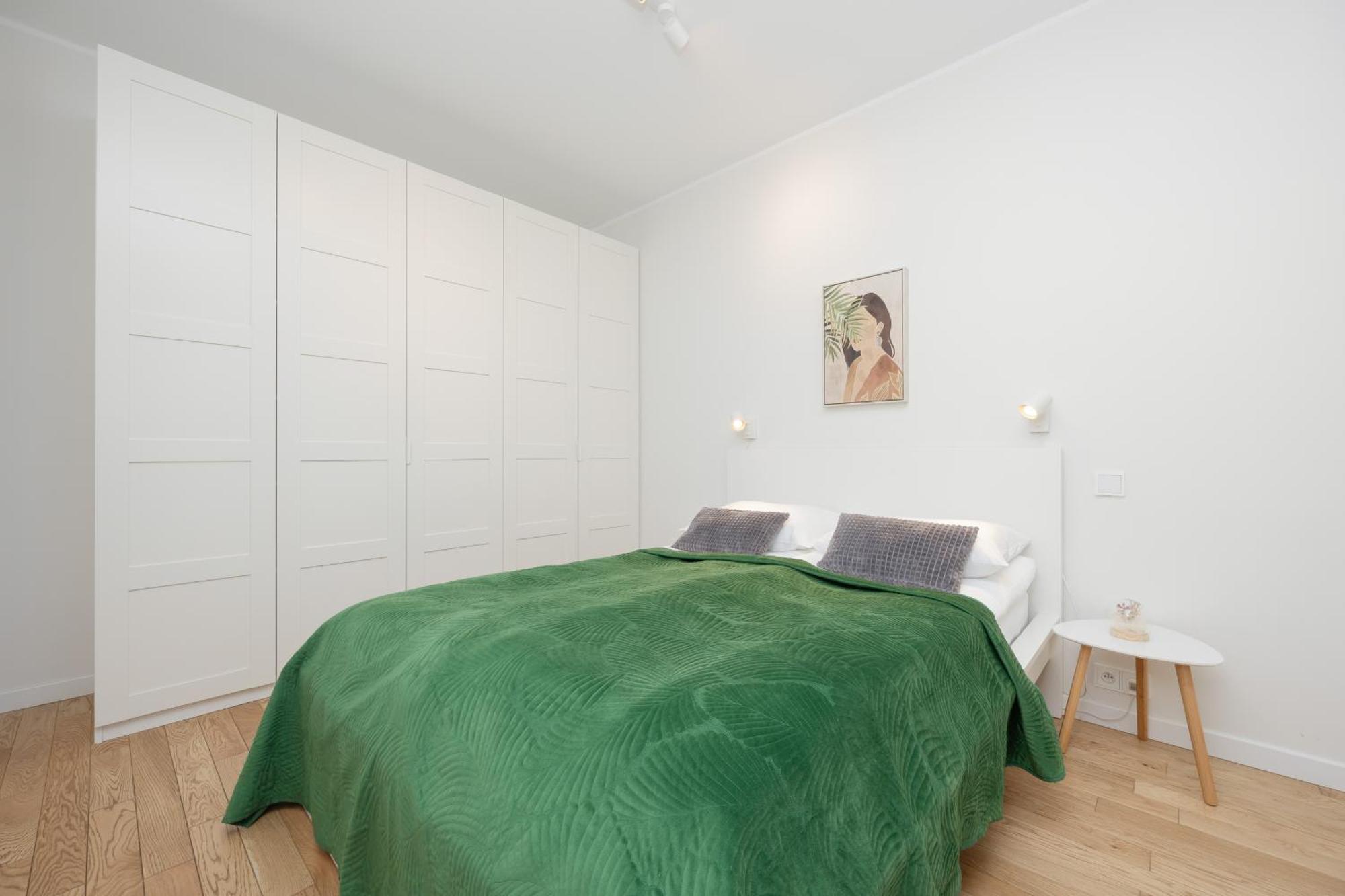 Srodmiescie Warsaw Muranow Apartments With Parking By Noclegi Renters Exterior foto
